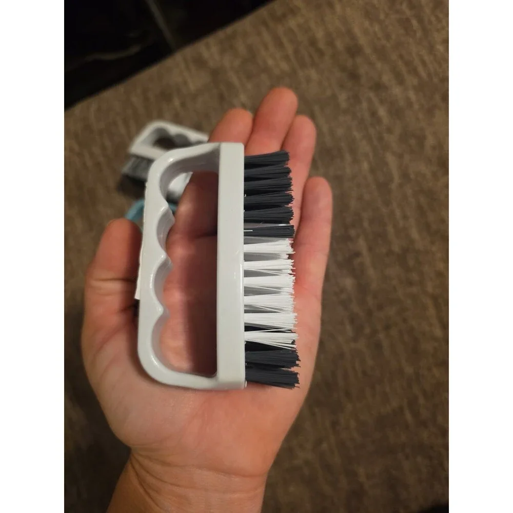 3 Nail And Collar Brush/cleaning